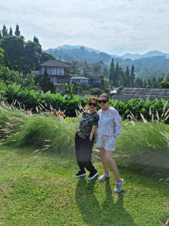 Villa Chacha At Macarena, Megamendung Екстер'єр фото