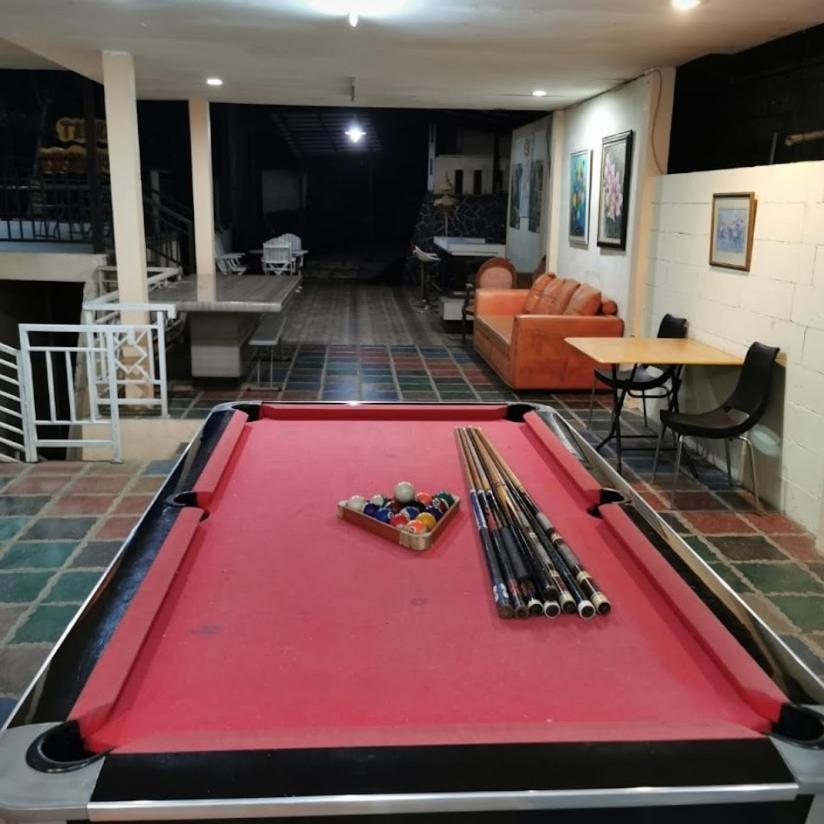 Villa Chacha At Macarena, Megamendung Екстер'єр фото